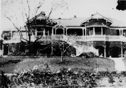 Highgate Hill residence Tarong in Brisbane ca. 1922