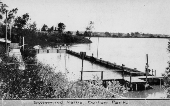 Swimming enclosure on the river at Dutton Park 1921