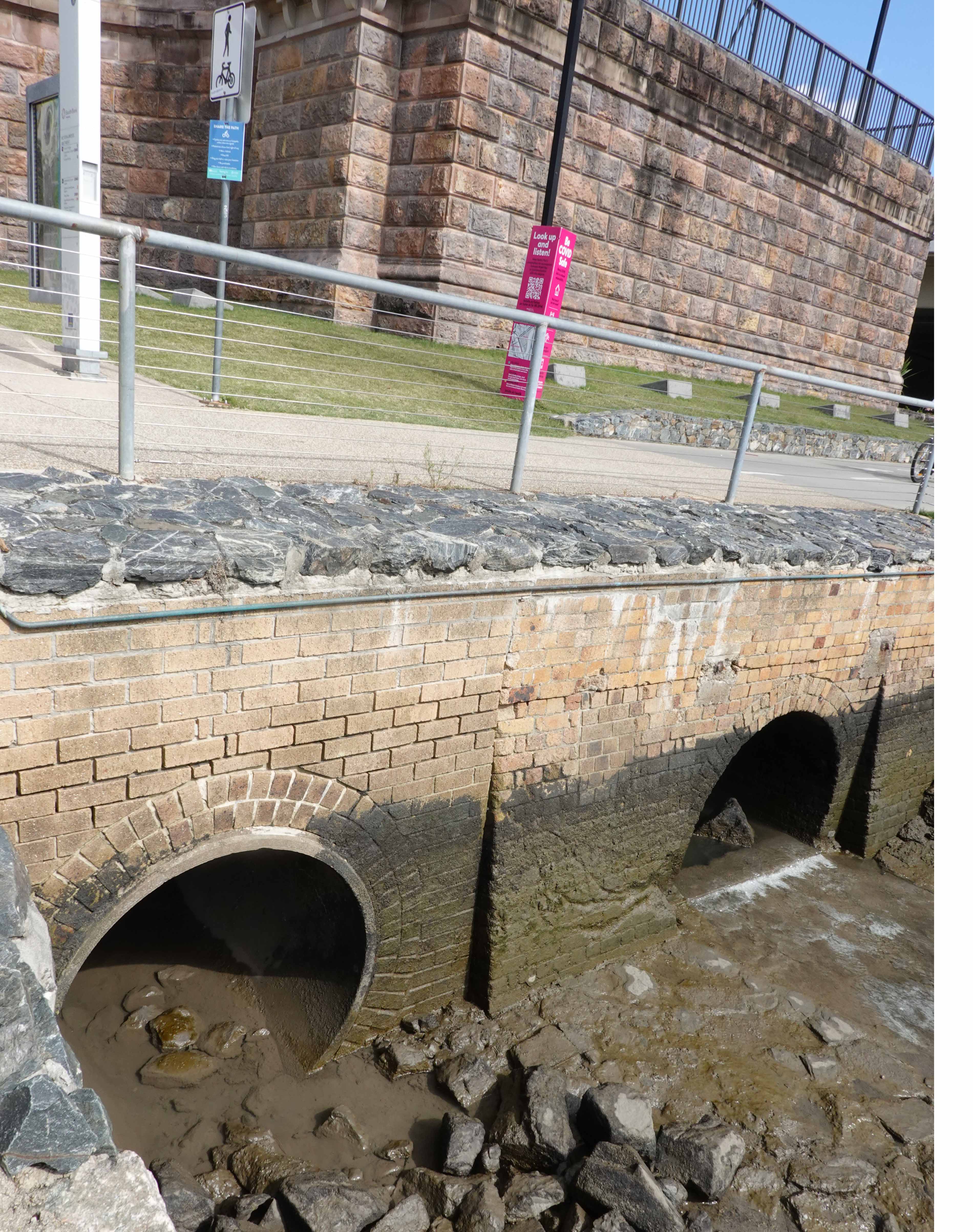 drain outlets vic bridge abutment
