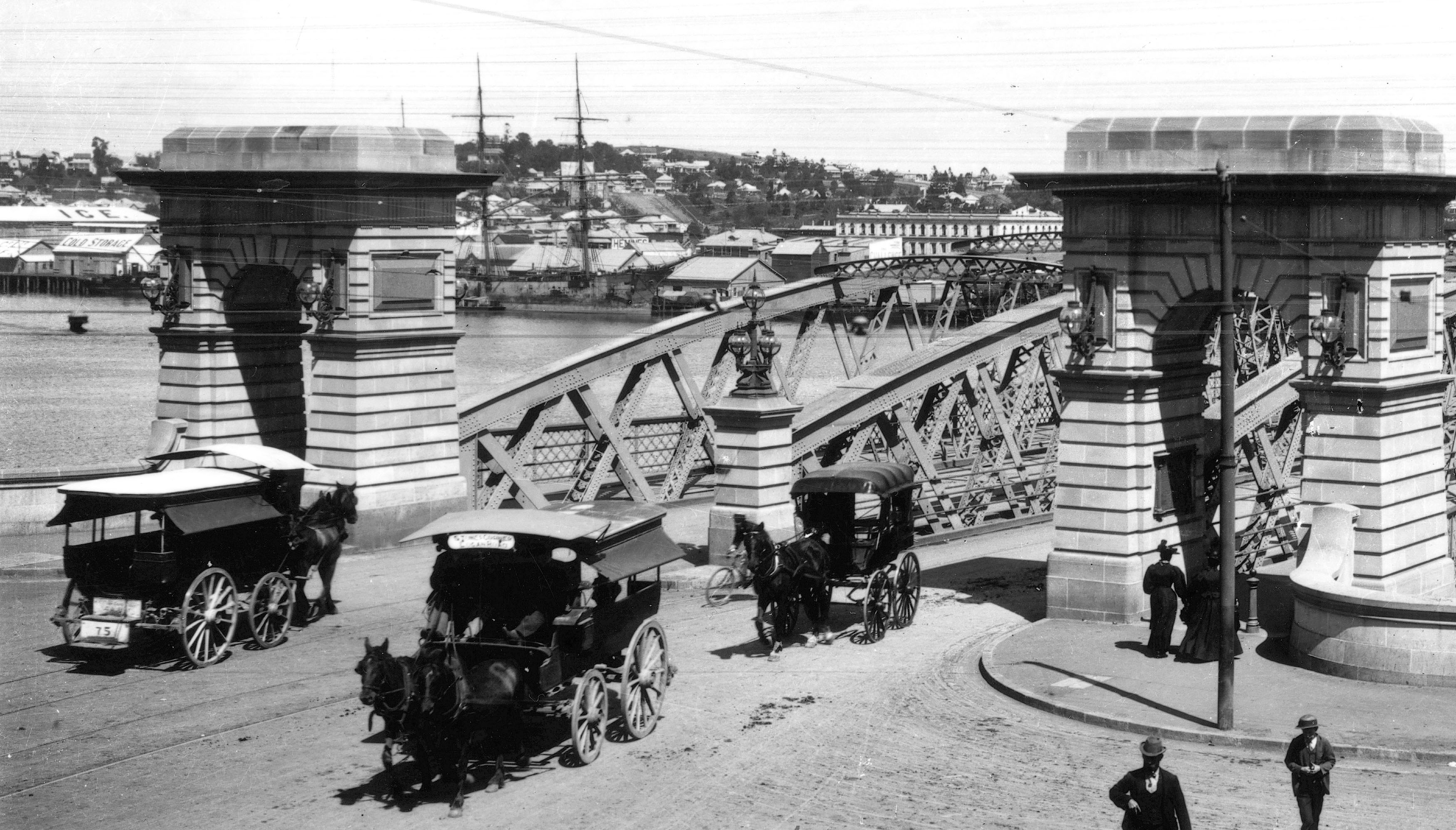 omnibuses on vic brdge slq blog