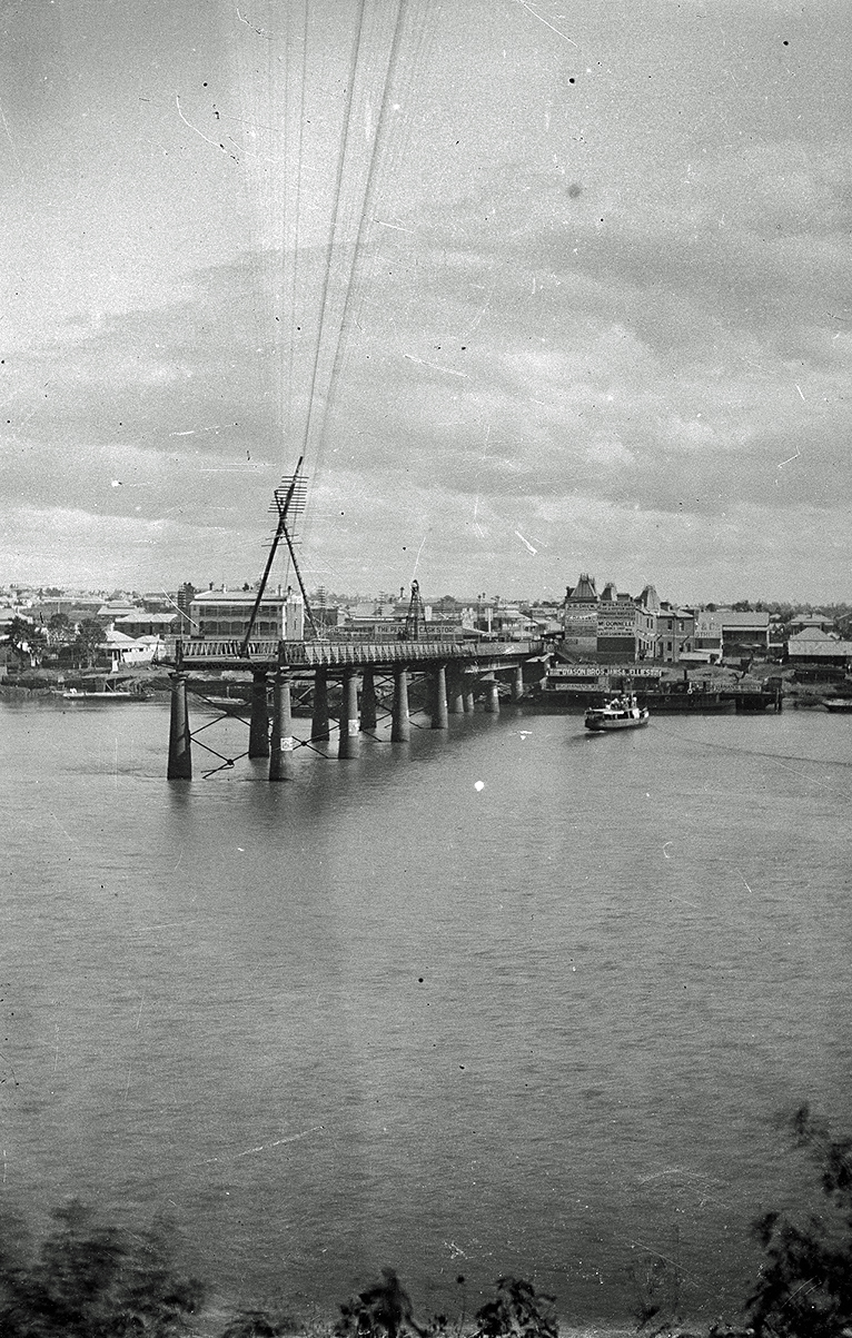 Alfred-Elliott-Old-Victoria-Bridge-after-flood-of-1893-Museum-of-Brisbane-1024x778-1