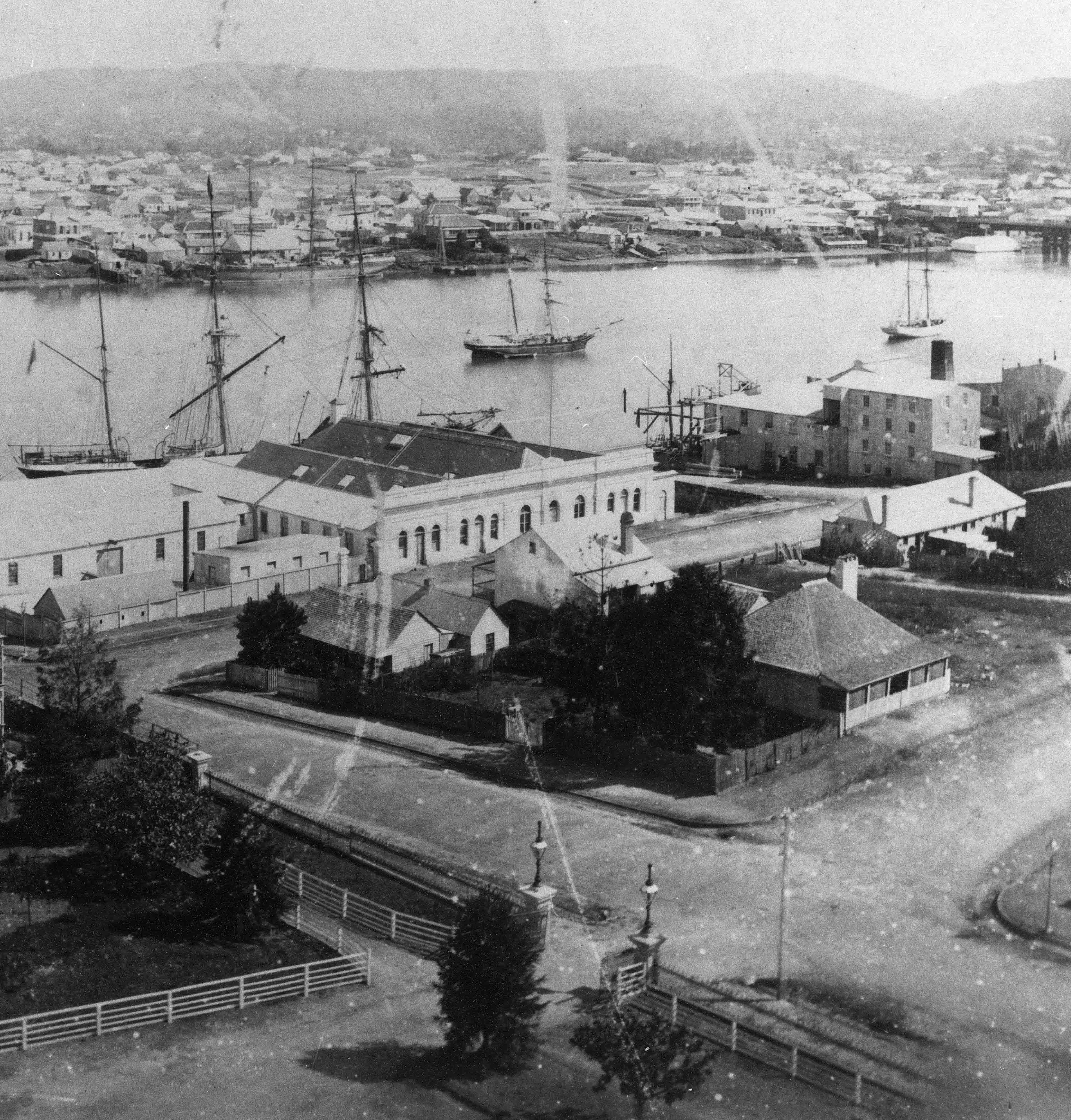 south brisbane from parliamnet house roof 1885 slq crop