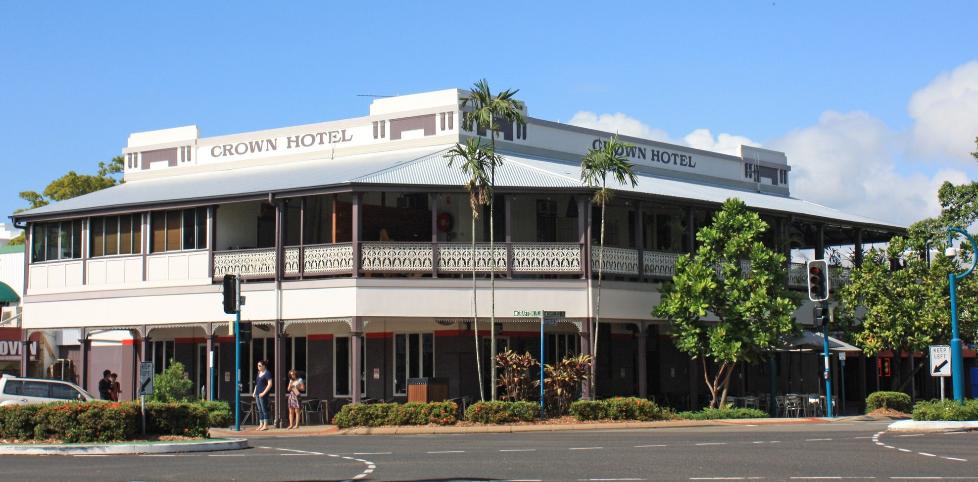 crown hotel cairns flikr